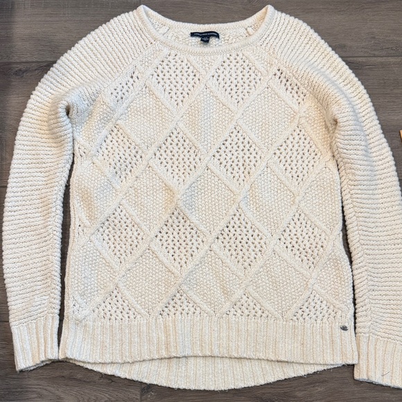 American Eagle Outfitters Sweaters - American Eagle Outfitters Cream Open-Knit Diamond Crewneck Sweater